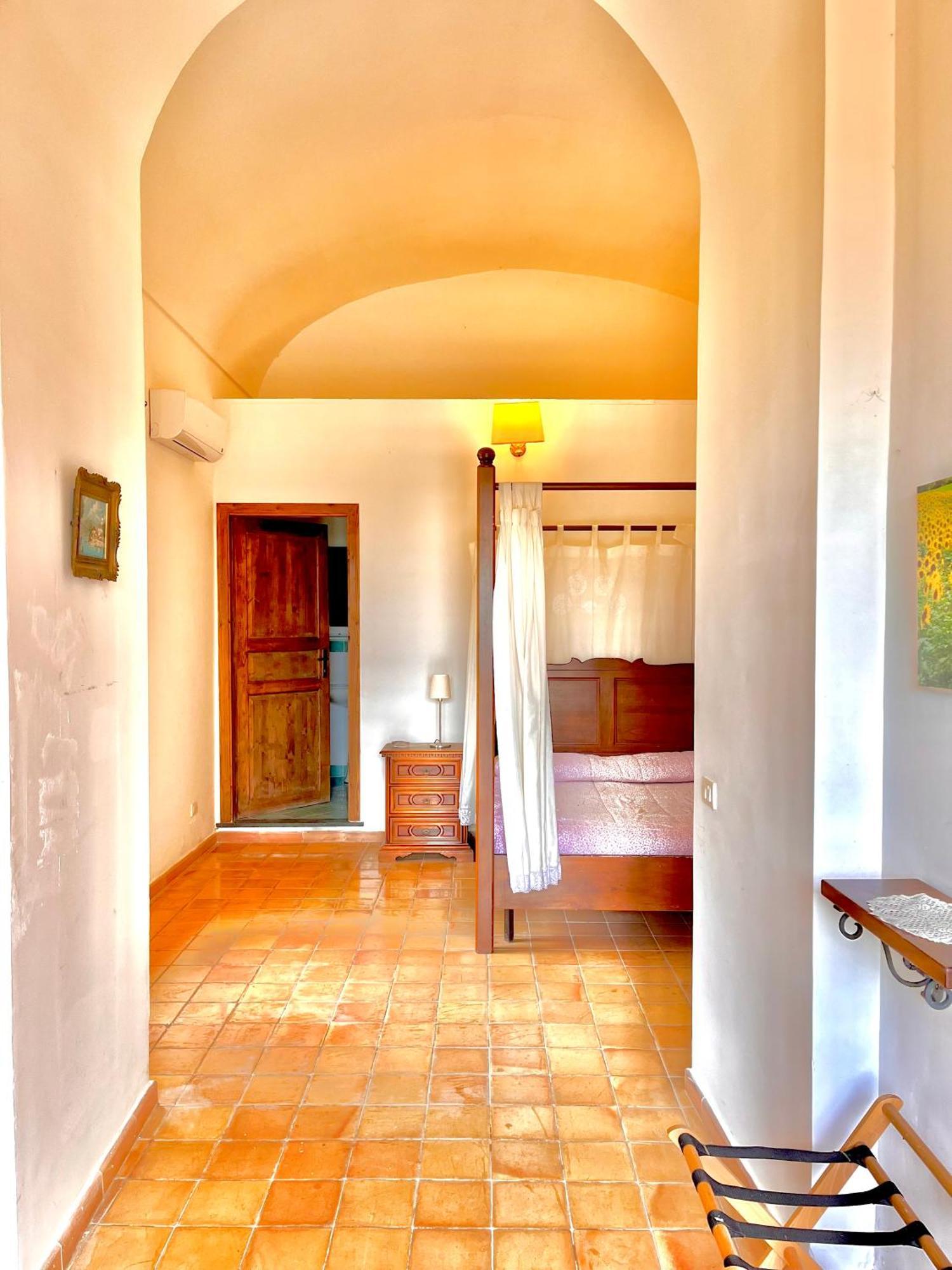 B&B Villa Della Porta, Amalfi Coast - Historical Heritage Віко-Екуенсе Екстер'єр фото