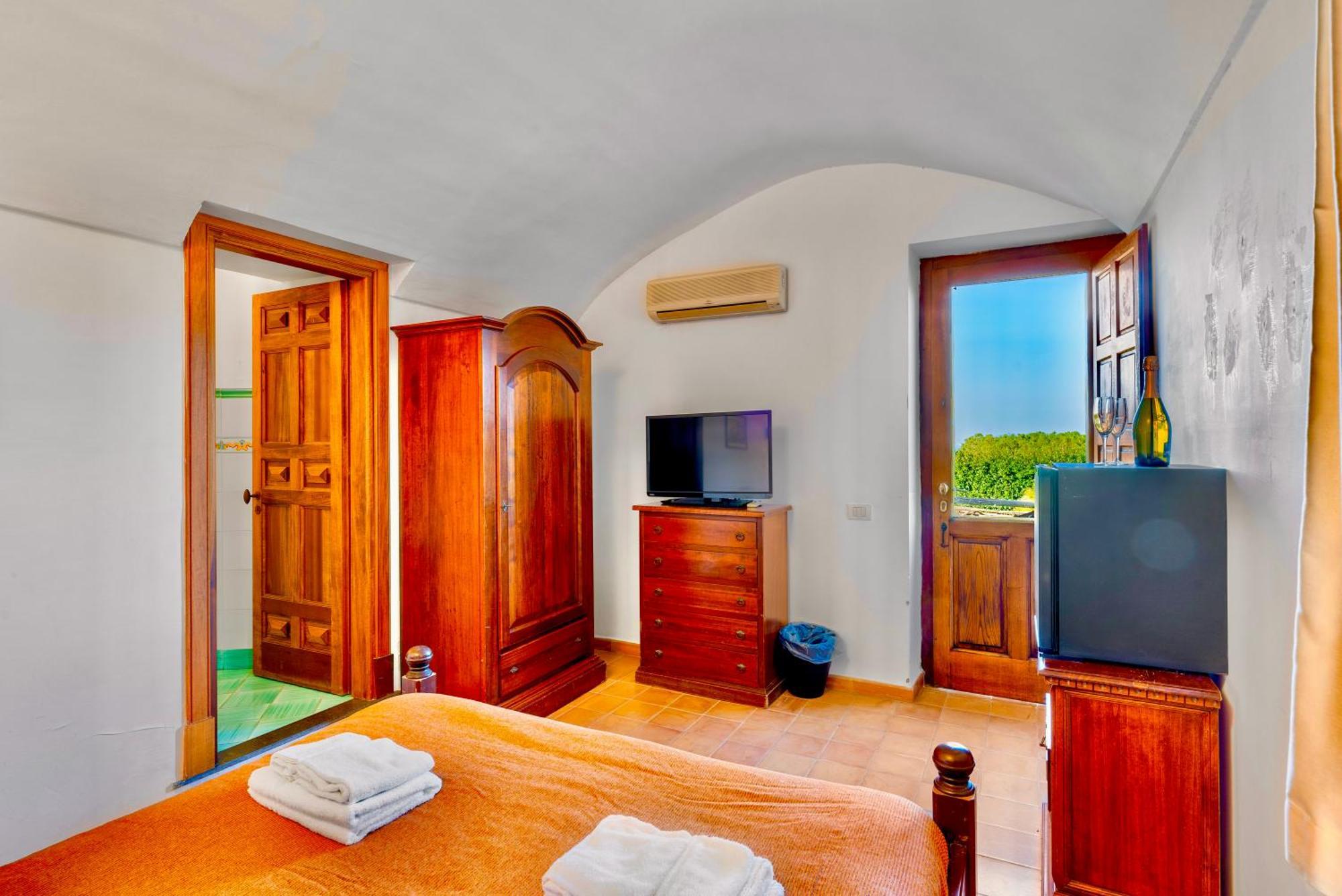 B&B Villa Della Porta, Amalfi Coast - Historical Heritage Віко-Екуенсе Екстер'єр фото