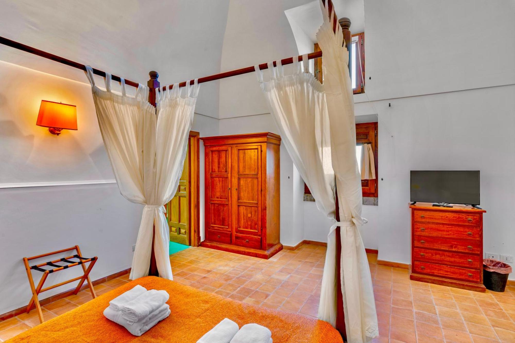 B&B Villa Della Porta, Amalfi Coast - Historical Heritage Віко-Екуенсе Екстер'єр фото