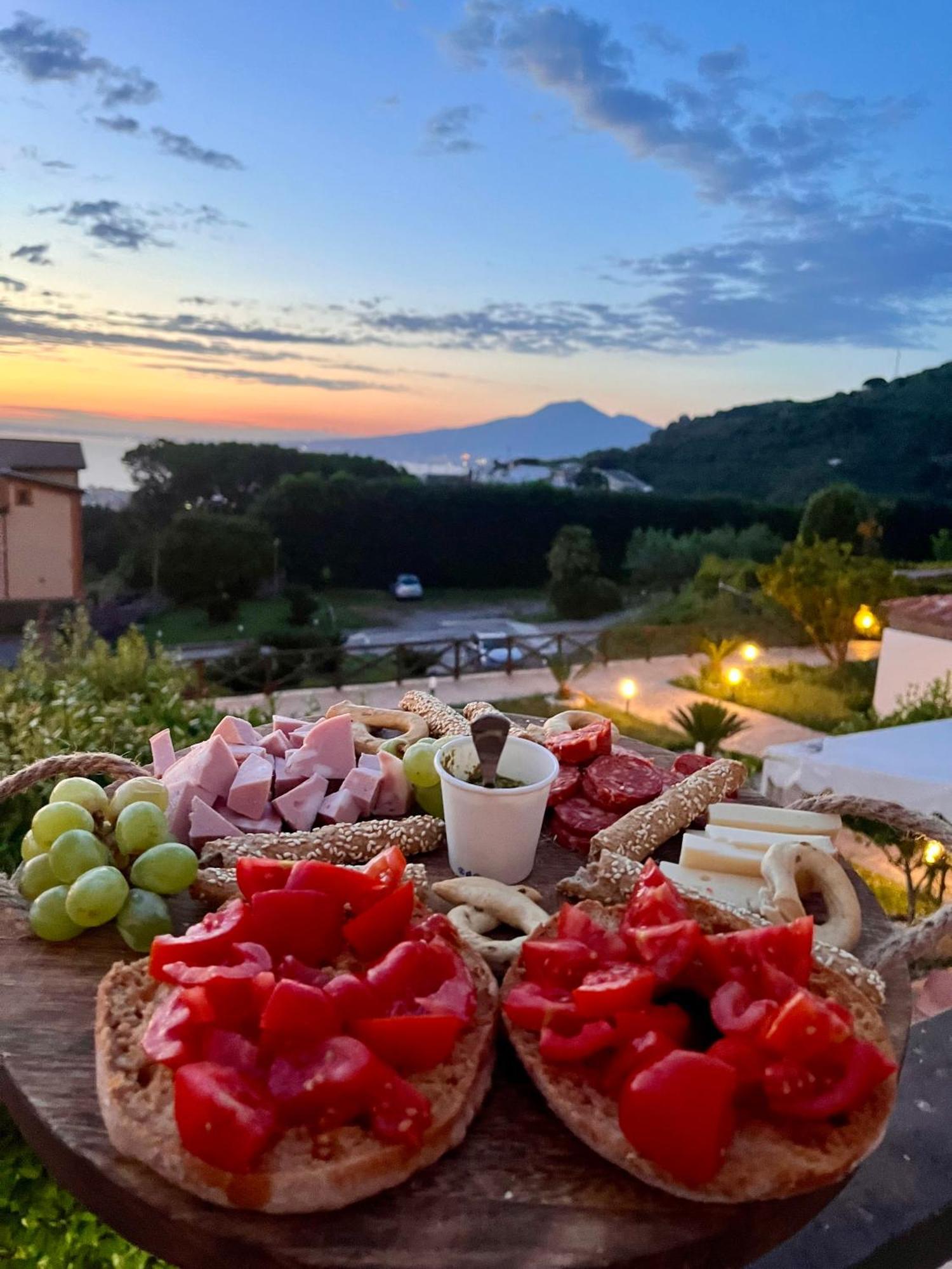 B&B Villa Della Porta, Amalfi Coast - Historical Heritage Віко-Екуенсе Екстер'єр фото